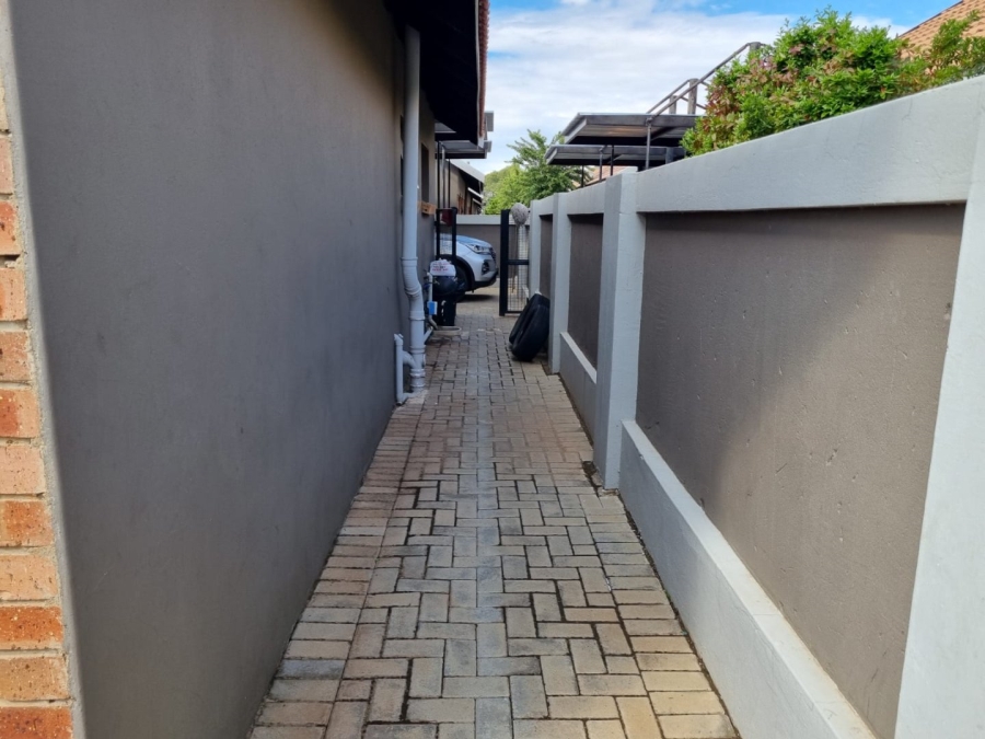 2 Bedroom Property for Sale in Estoire Free State